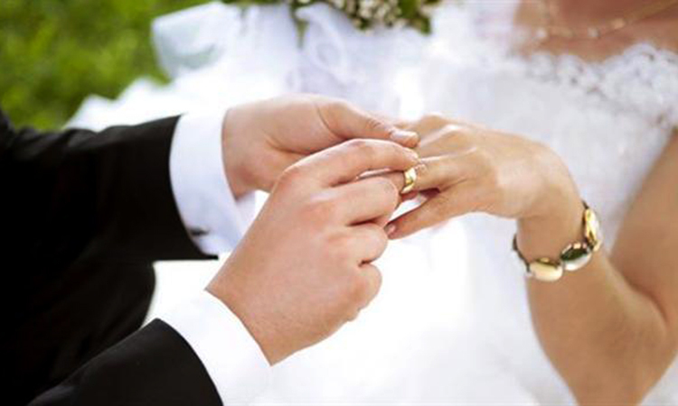 Chồng 1988 vợ 1995 cưới năm 2024 có nên kết hôn viên mãn không?