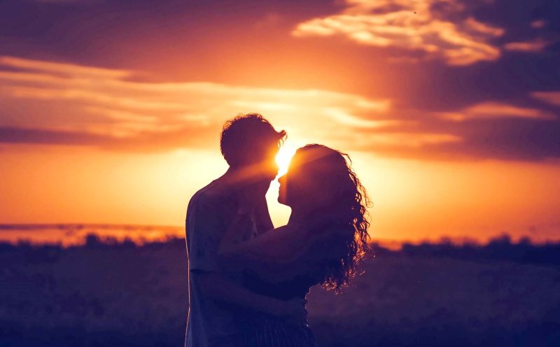 Chồng sinh năm 1983 vợ sinh năm 1988 có nên kết hôn không?