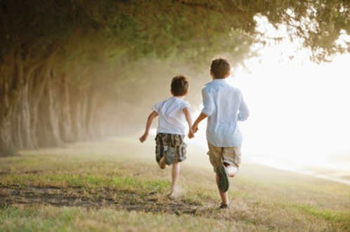 Nằm Mơ Thấy Anh Trai Đánh Con Gì? Giải Mã Giấc Mơ Thấy Anh Trai Đánh Số Mấy?